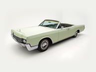 The Classic Motor Company - 1967 Lincoln Continental 7Y86G806920 - Cameo Green - Studio